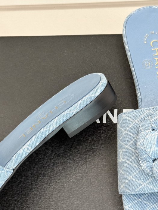 Шлепанцы фото 6