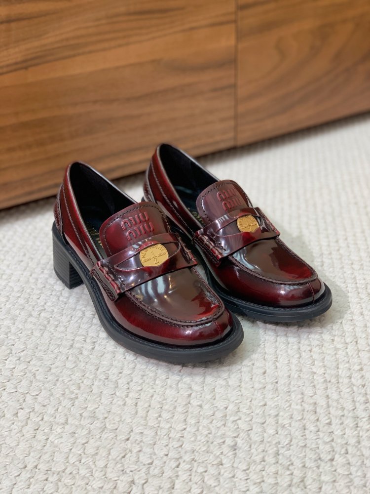 Лоферы женские фото 3