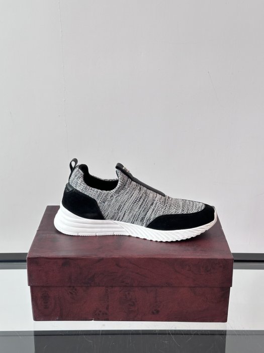 Кроссовки фото 7