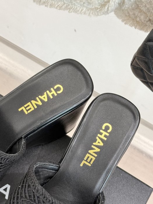 Босоніжки фото 8