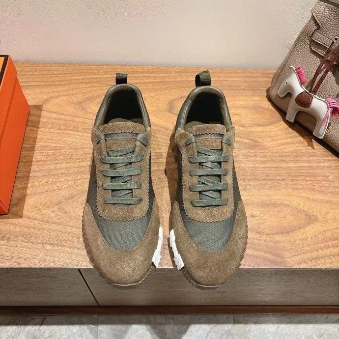 Кроссовки фото 3