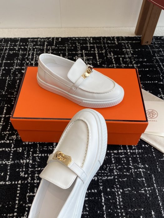 Лоферы шкіряні жіночі фото 6