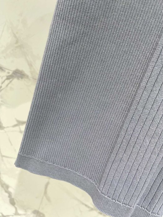 Футболка женская фото 7