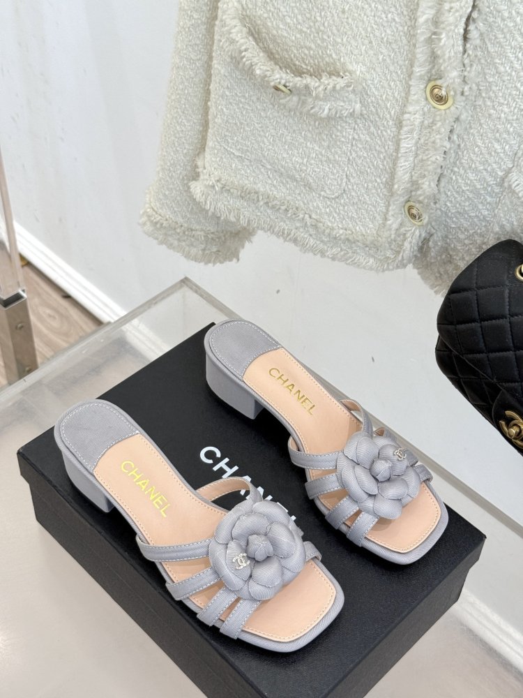 Босоніжки фото 3