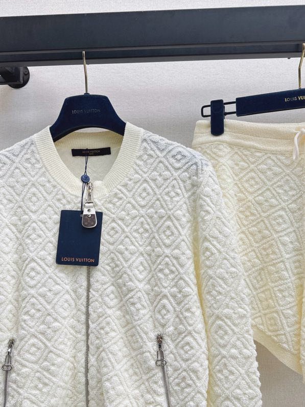 Костюм жіночий фото 7