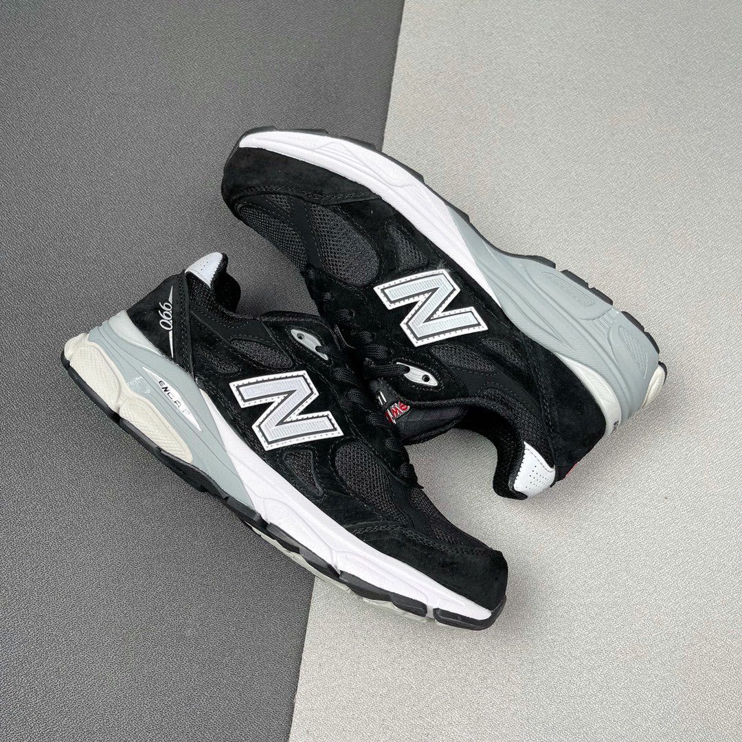 Sneakers NB 990 v3 M990BS3 фото 9