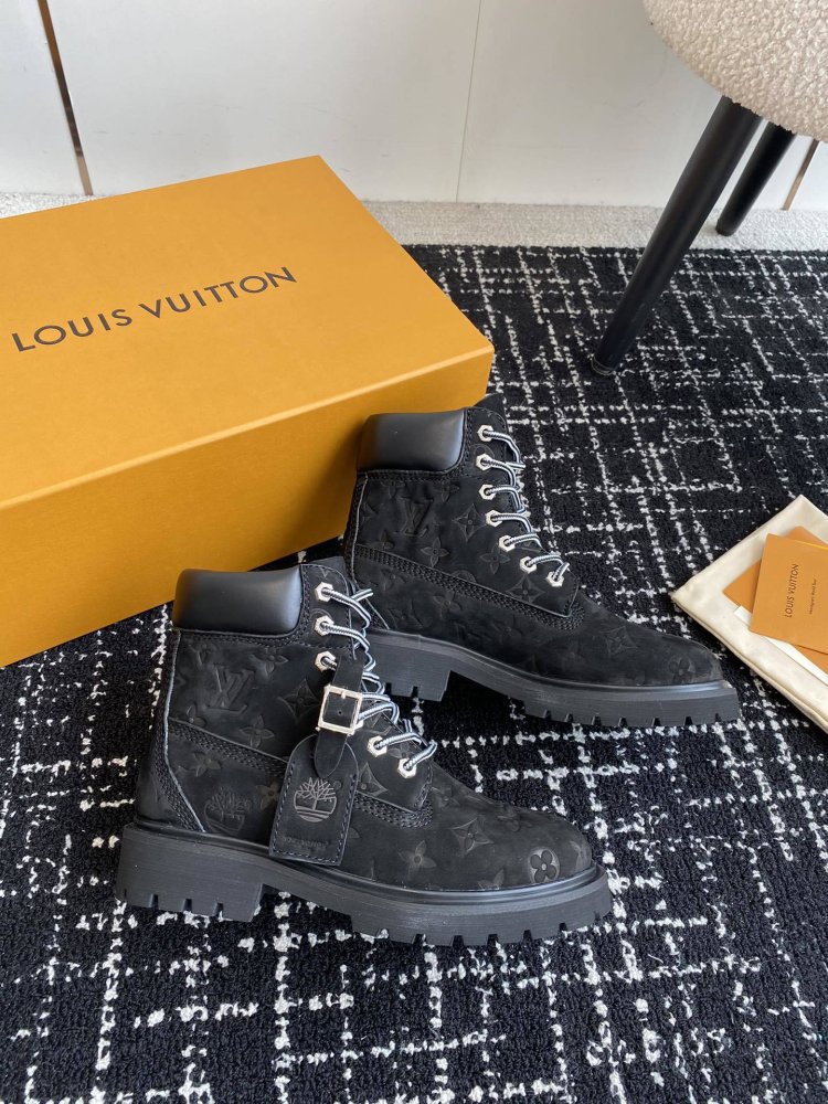 Ботинки женские Louis Vuitton x Timberland фото 3