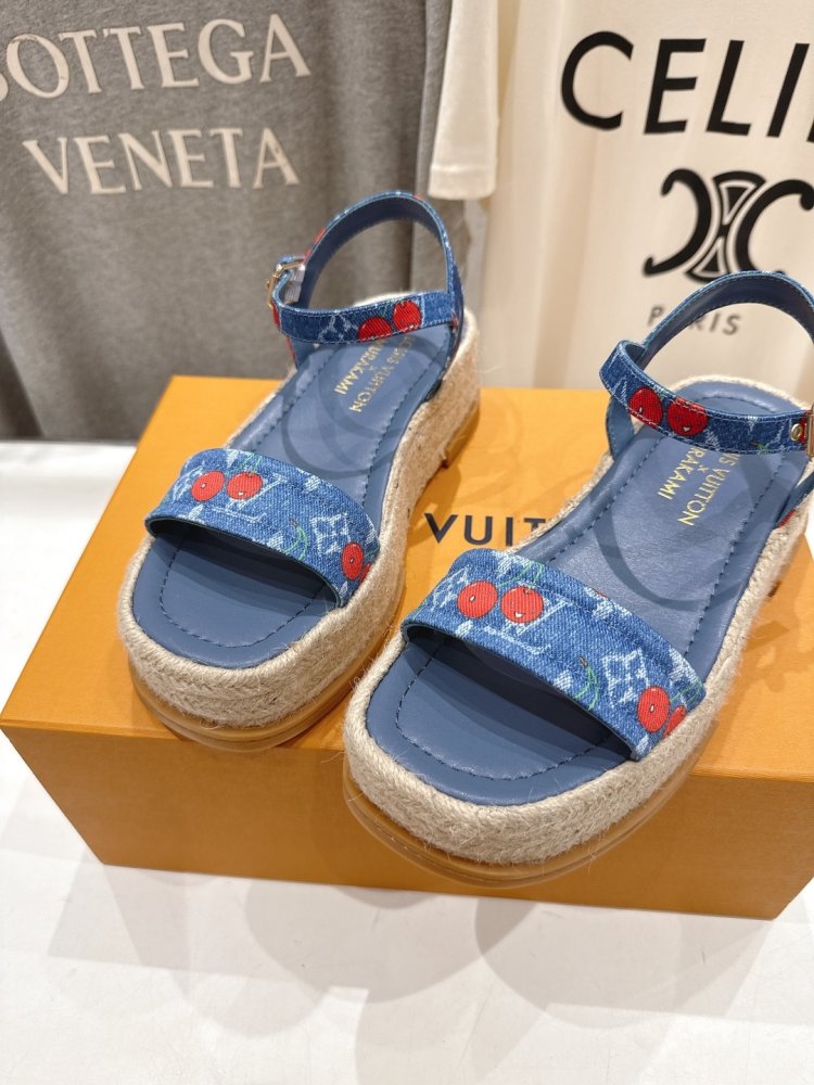 Sandals women's фото 7