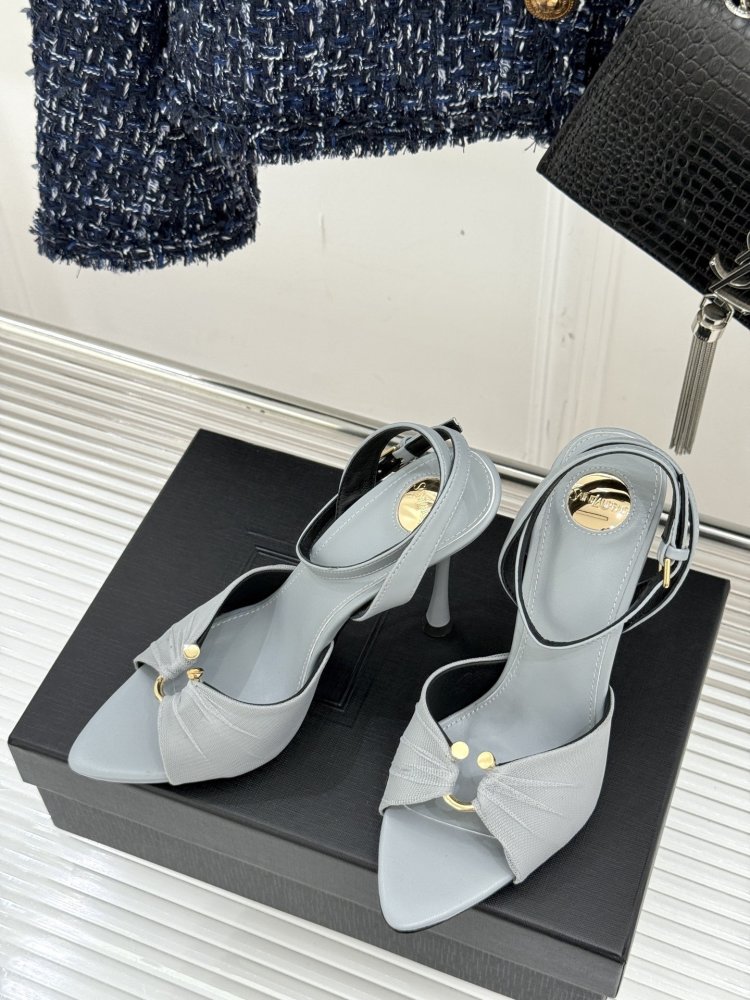 Босоніжки фото 2