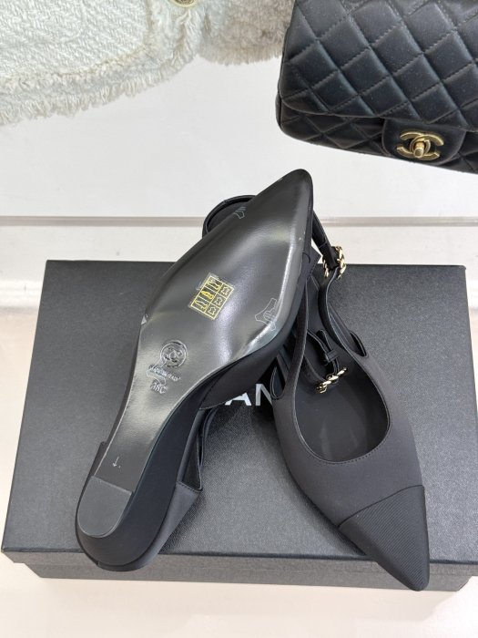 Босоножки фото 9