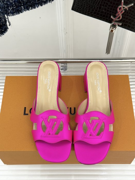 Босоножки фото 4