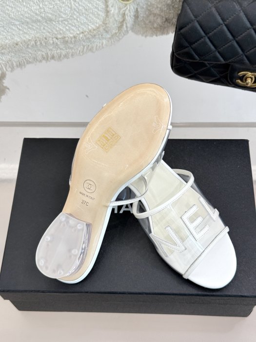 Босоножки фото 9