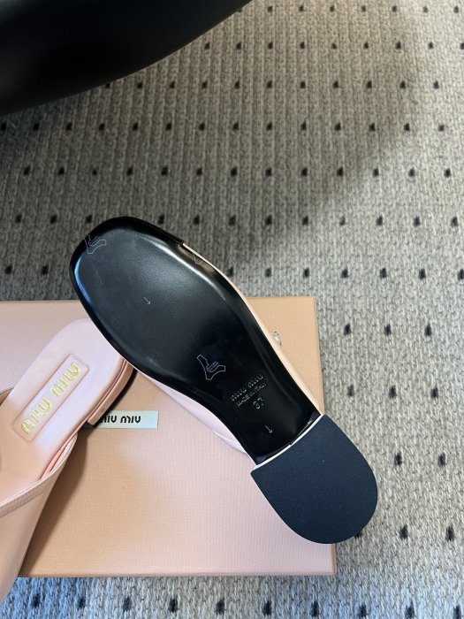 Босоножки фото 6