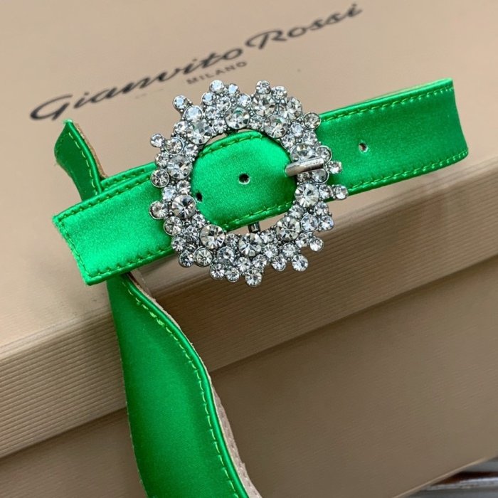 Босоножки фото 6