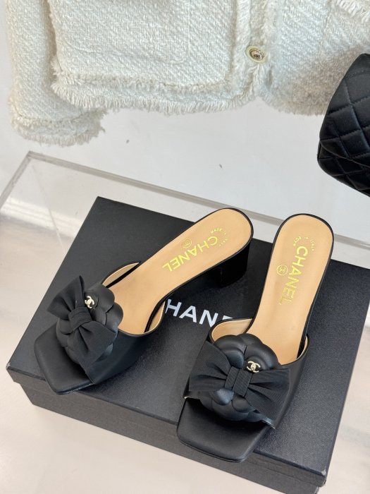 Босоножки фото 2