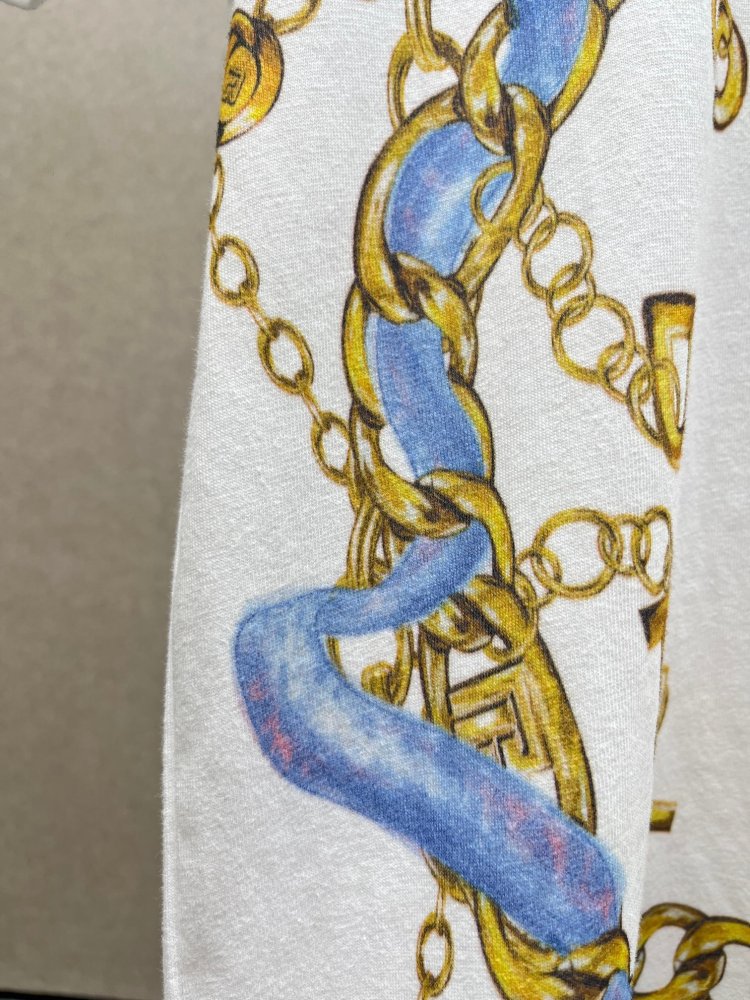 T-shirt women's фото 5