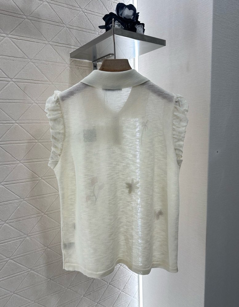 T-shirt women's фото 2