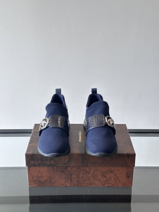 Кросівки фото 2