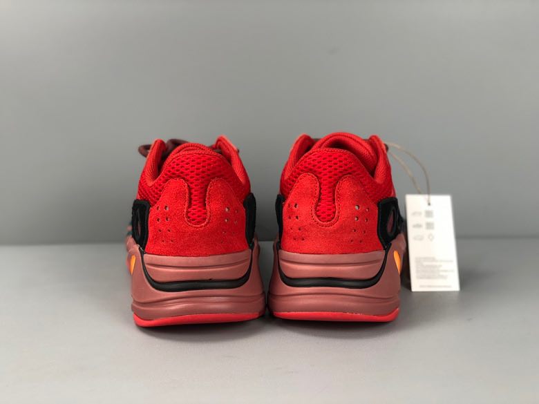 Кроссовки Yeezy Boost 700 Hi-Res Red HQ6979 фото 3