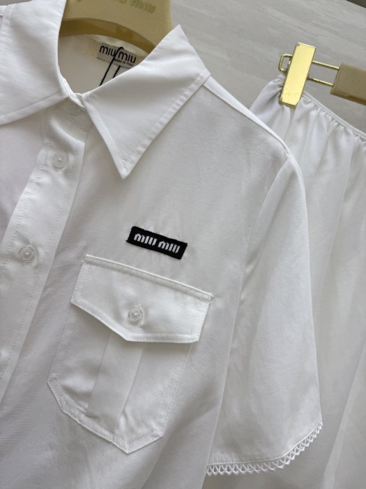 Костюм женский фото 6