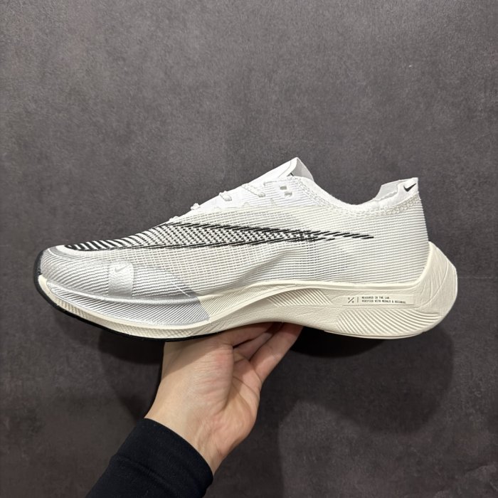 Кроссовки ZoomX Vaporfly Next% фото 2