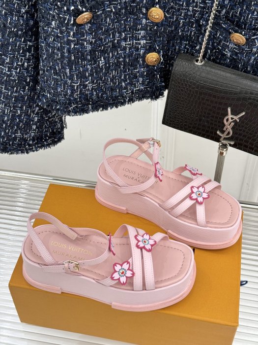 Сандалі жіночі фото 3