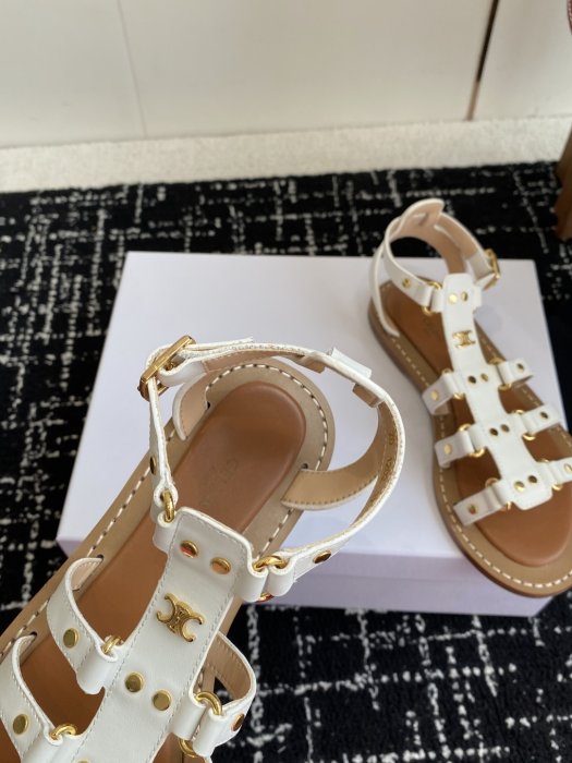 Сандалии женские фото 7