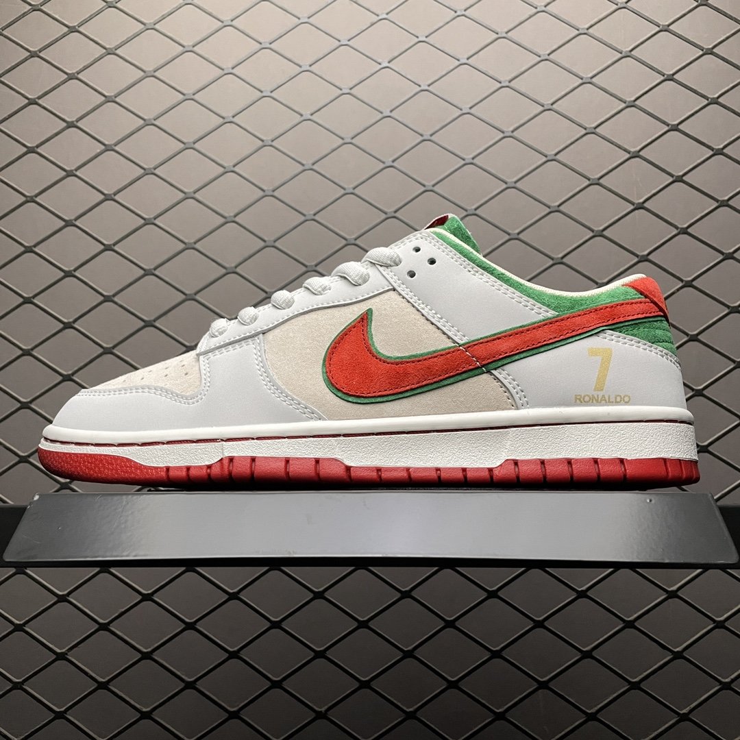 Sneakers Dunk Low PT2022-885