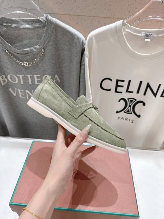 Лоферы женские фото 5