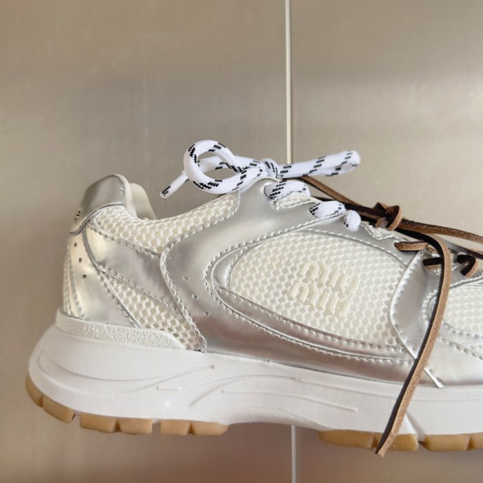 Кроссовки фото 8