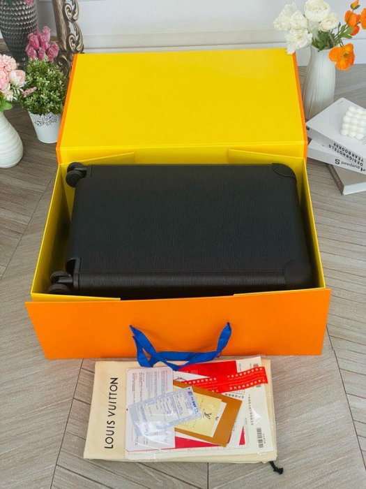 Чемодан Horizon 55 для ручной клади 38х55х21 см фото 4