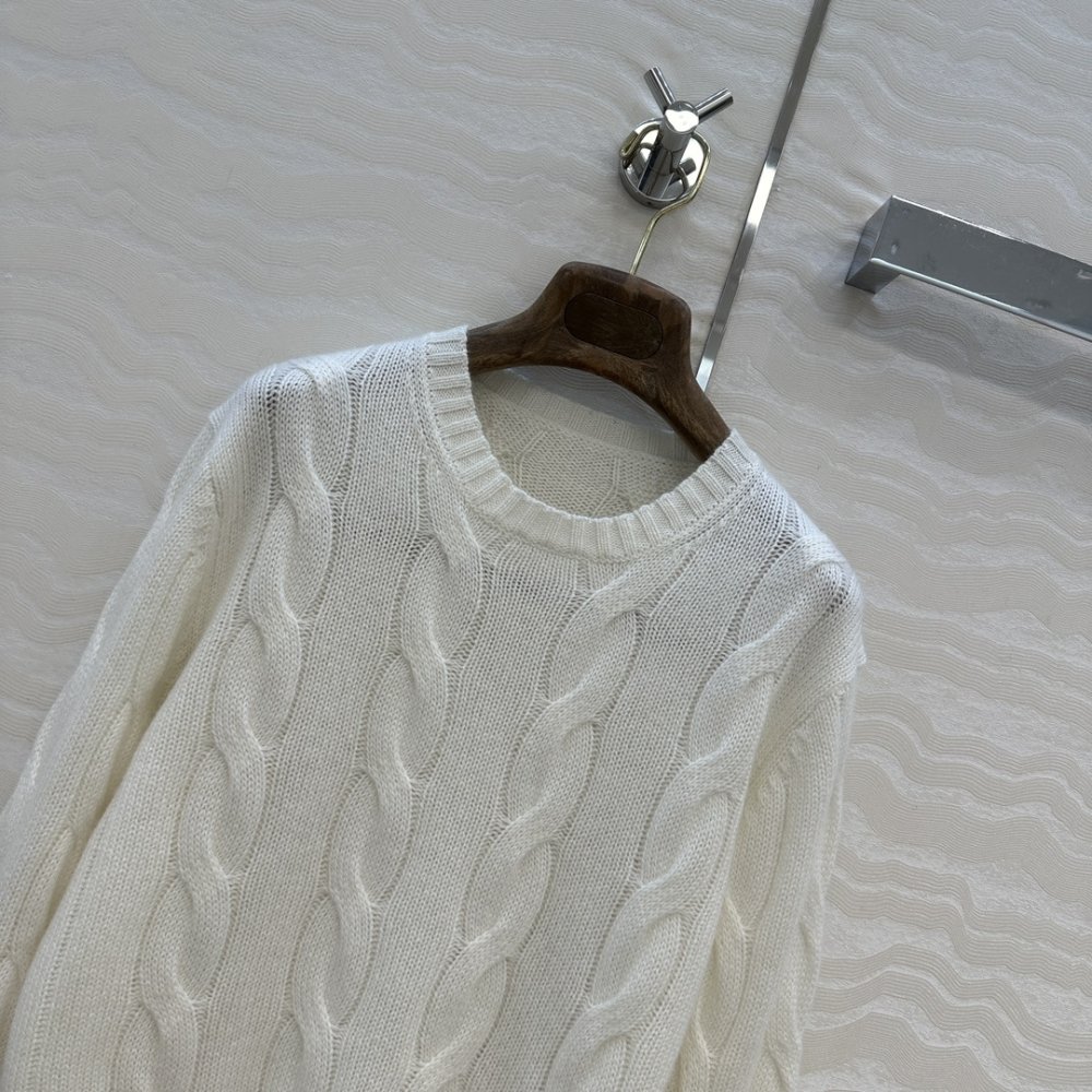 Костюм кашемировый женский с винтажным оттенком фото 3