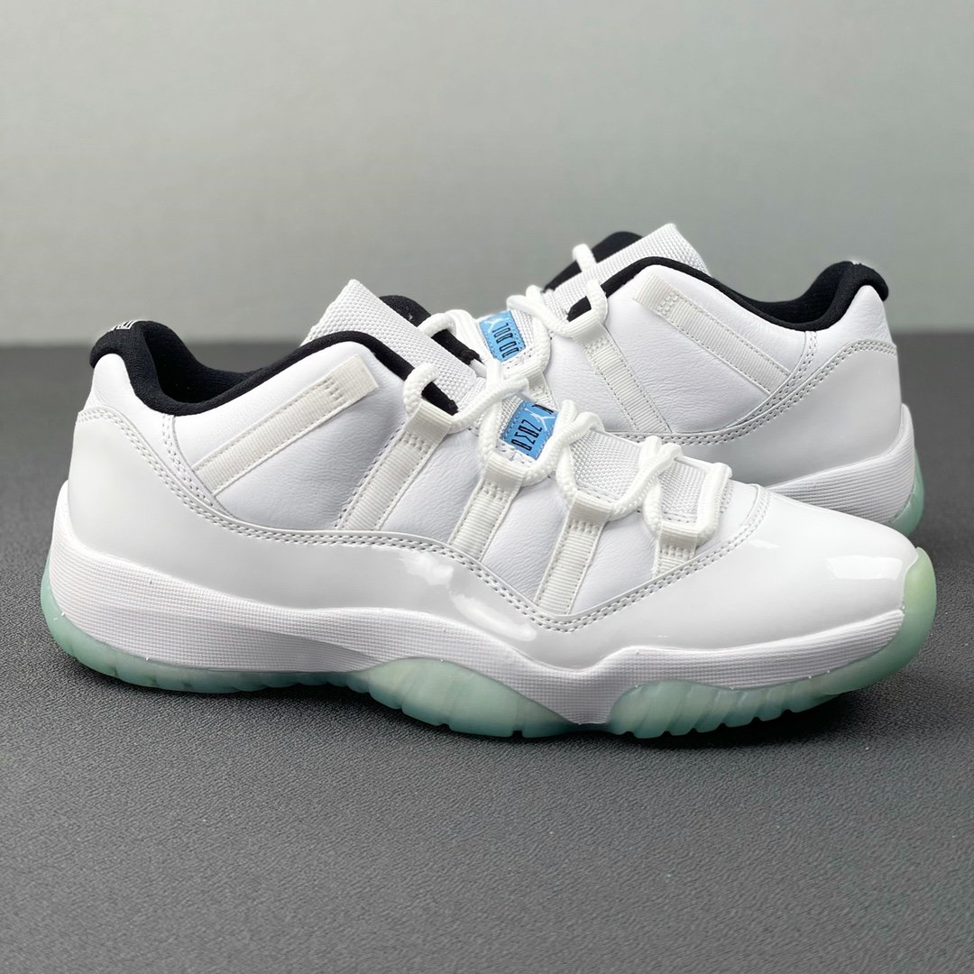 Кросівки Air Jordan 11 Low Legend Blue фото 2