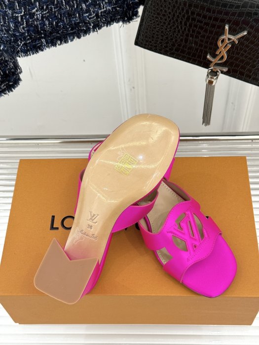 Босоножки фото 9