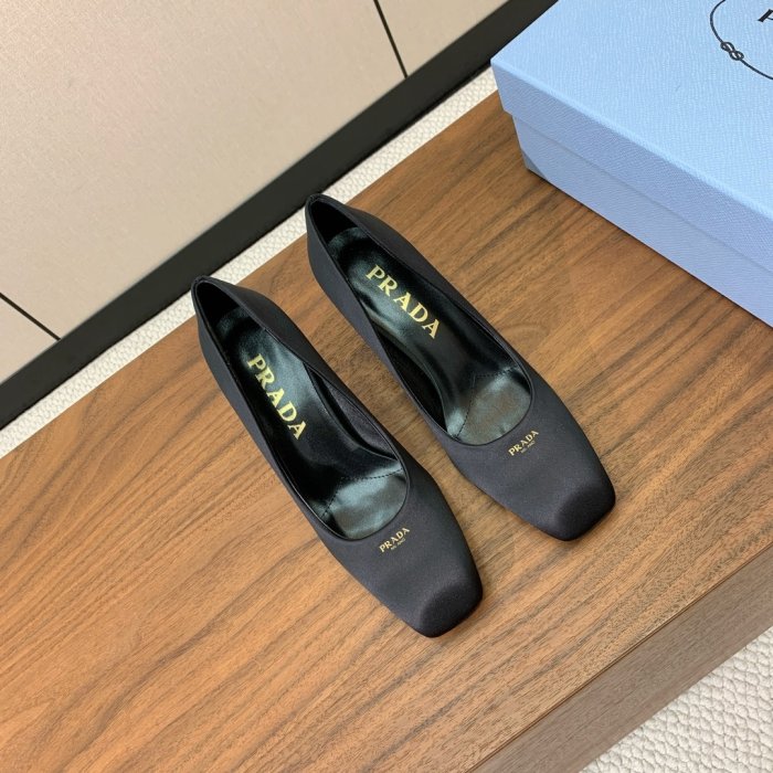 Туфли женские фото 3