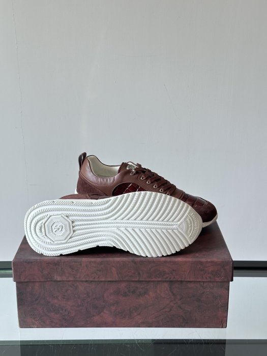 Кроссовки фото 9