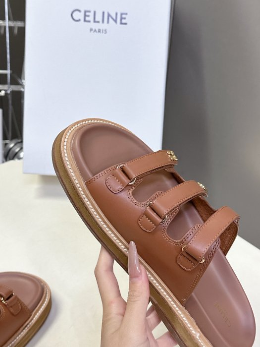 Шлепанцы фото 7