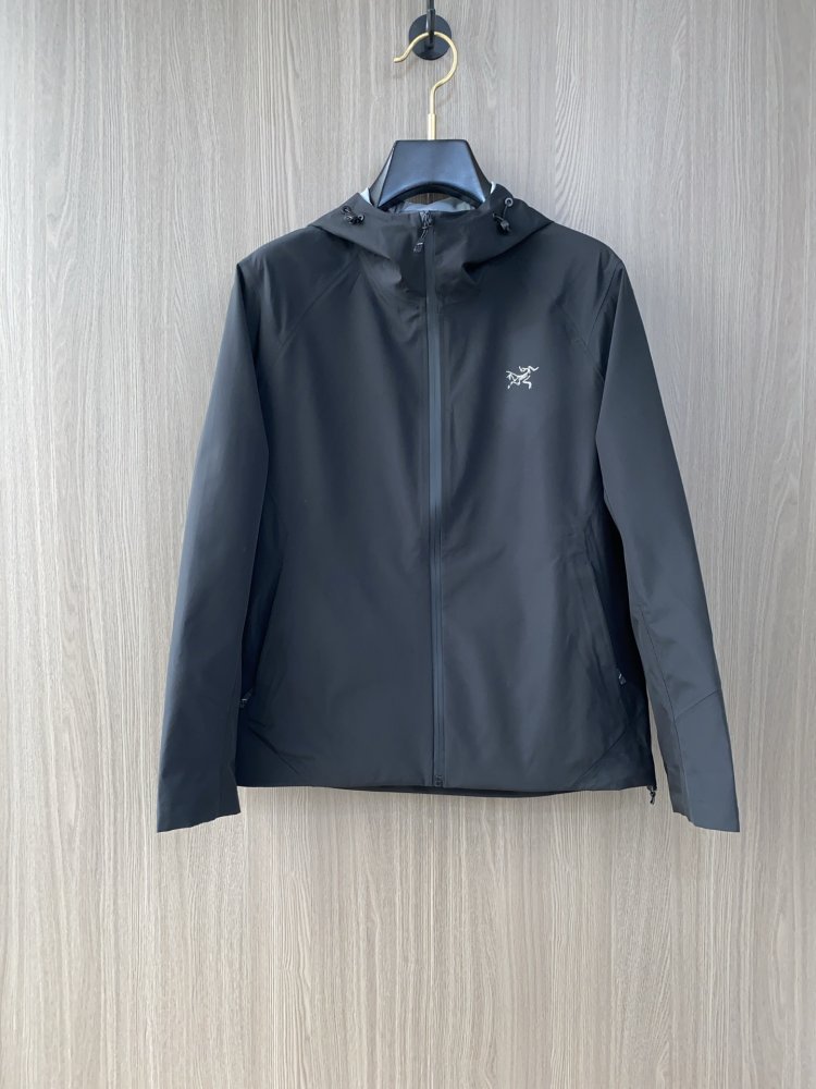 Куртка вітровка чоловіча