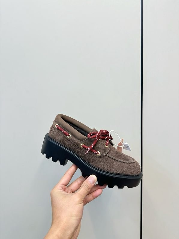 Лоферы женские на платформе