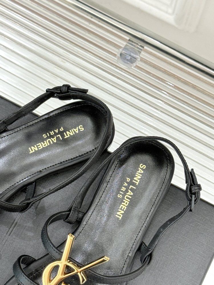 Сандалии женские фото 8