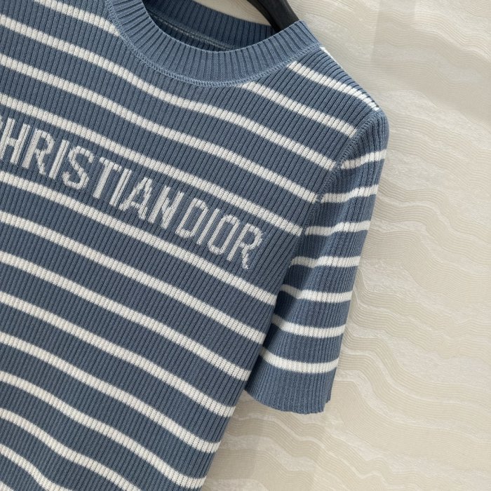 Футболка женская фото 5