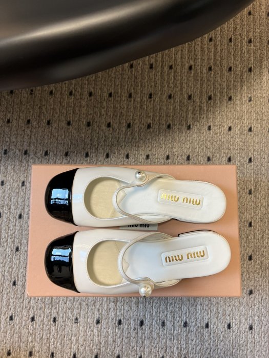 Босоножки фото 2