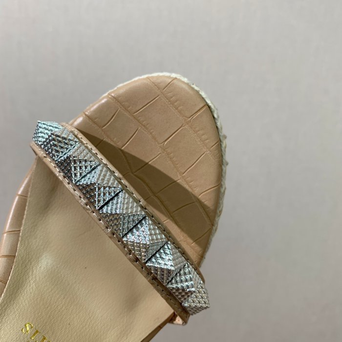 Босоножки фото 5