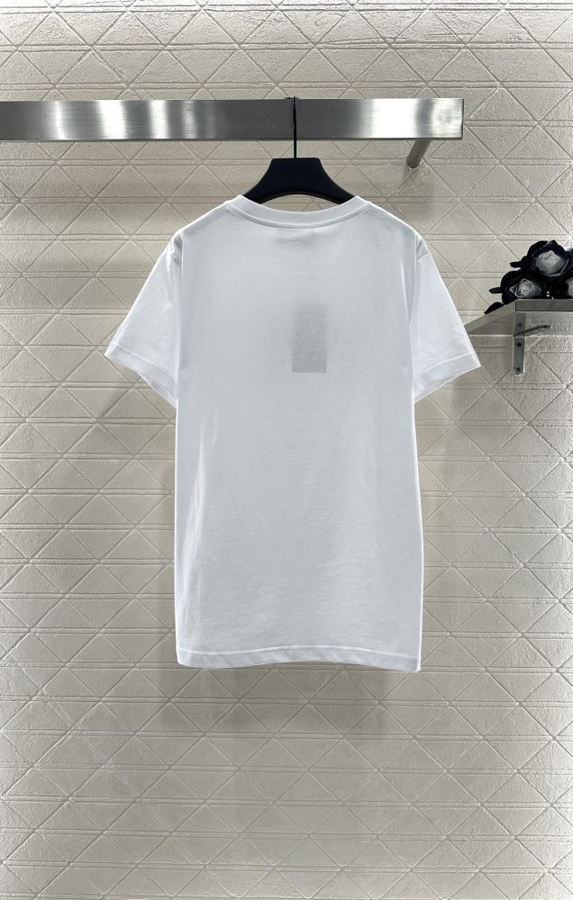 T-shirt women's фото 2