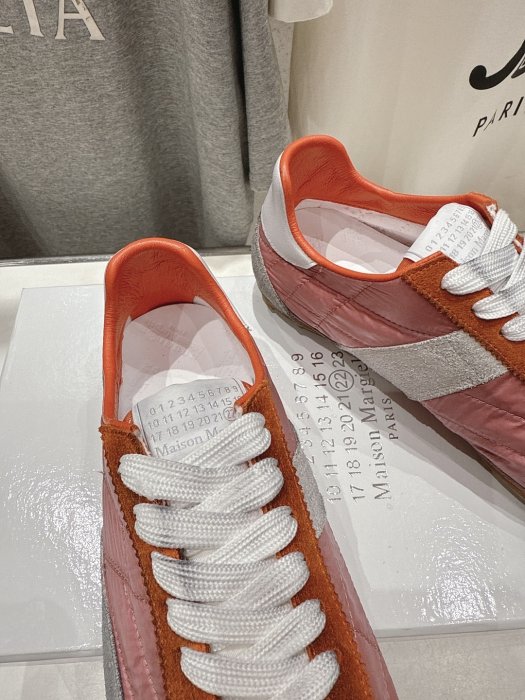 Кросівки фото 6