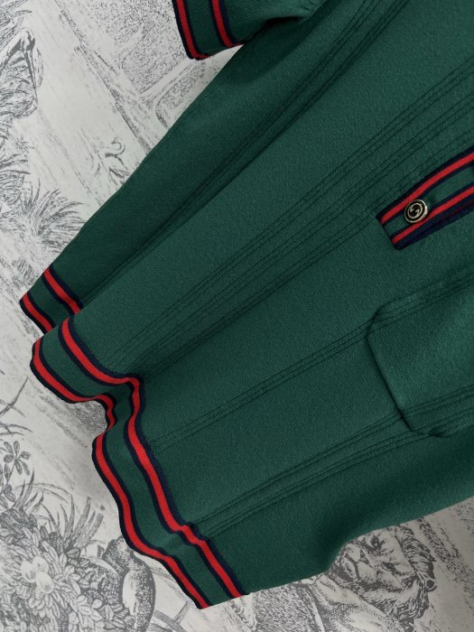 Костюм жіночий фото 5