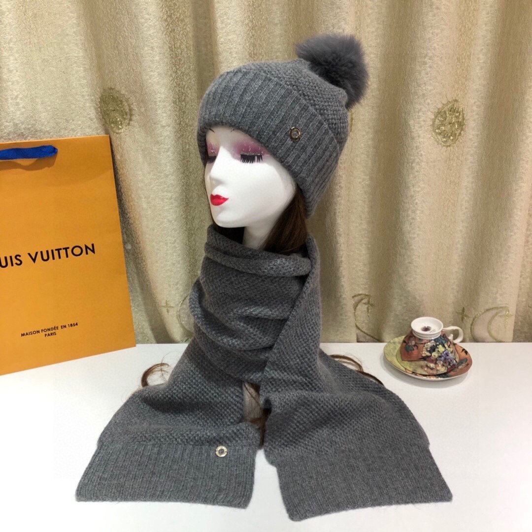 Set scarf and a cap cashmere knitted фото 7