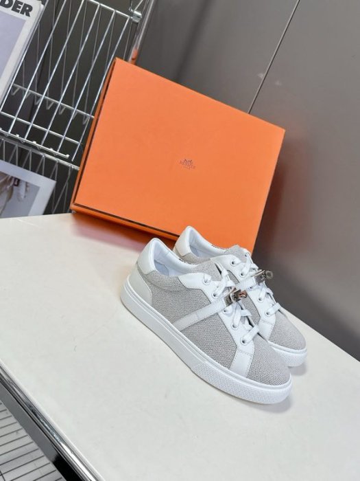 Кроссовки фото 8