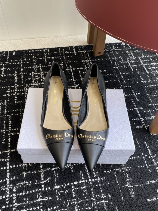 Туфли женские