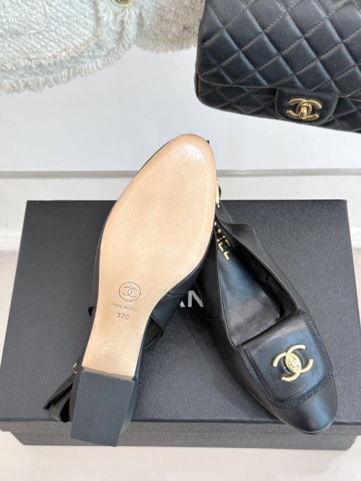 Босоножки фото 9